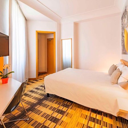 Ibis Styles Napoli Garibaldi Hotel Buitenkant foto