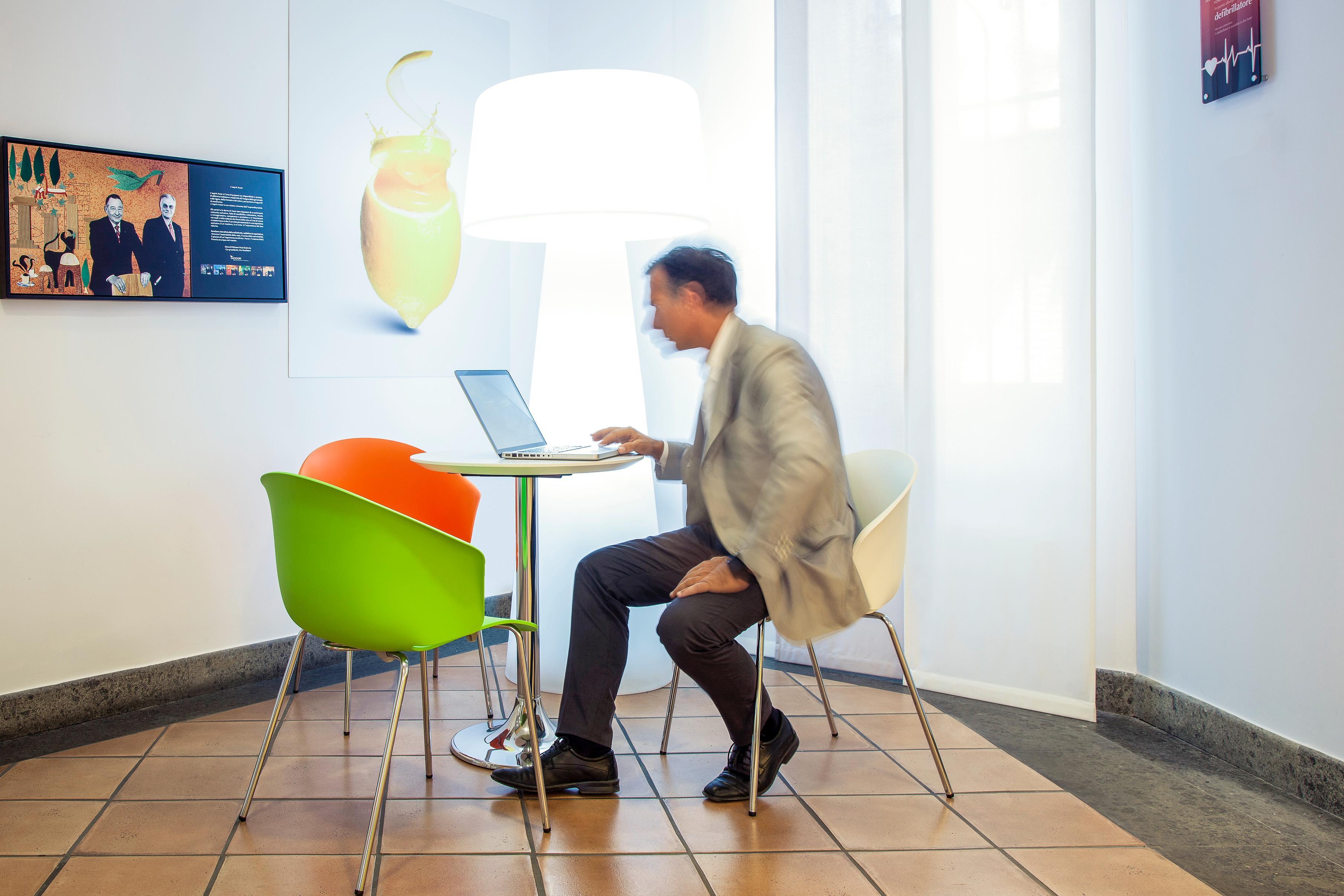 Ibis Styles Napoli Garibaldi Hotel Buitenkant foto