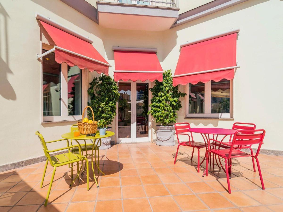 Ibis Styles Napoli Garibaldi Hotel Buitenkant foto